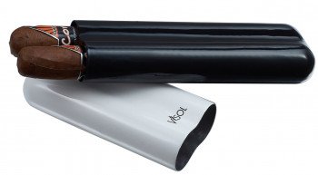 Agent White & Black Carbon Fiber Cigar Case