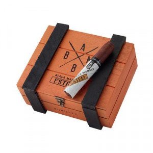 Alec Bradley Black Market Esteli Robusto