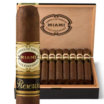 Casa Fernandez Miami Reserva Maduro Titan