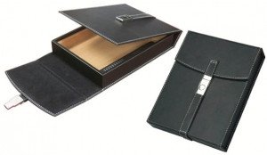 Florence 10 Count Travel Humidor Black Leather Travel Humidor w/ Chrome Buckle