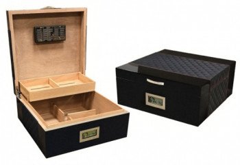 Hampton Black Humidor