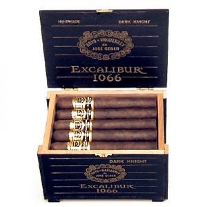 Hoyo de Monterrey Excalibur 1066 Dark Knight I