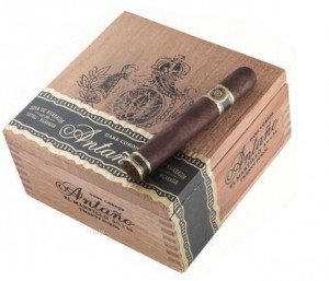 Joya de Nicaragua Antano Dark Corojo El Martillo