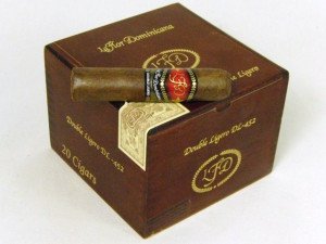 La Flor Dominicana Double Ligero 452 Natural