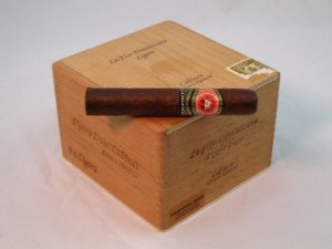 La Flor Dominicana Ligero Cabinet L250