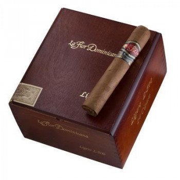 La Flor Dominicana Ligero L500