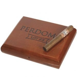 Perdomo Lot 23 Toro Sun Grown