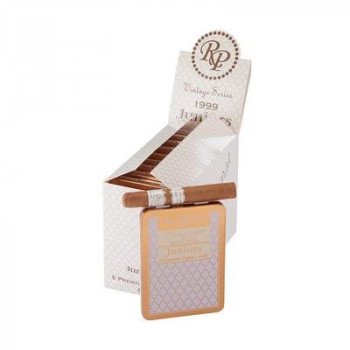 Rocky Patel Vintage 1999 Connecticut Junior