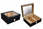 Chalet Glasstop Black Humidor
