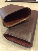 Craftsman's Bench 3-Cigar Case Pebble Grain Robusto - Chocolate