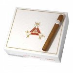 Montecristo White Churchill