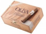 Oliva Connecticut Reserve Petit Corona